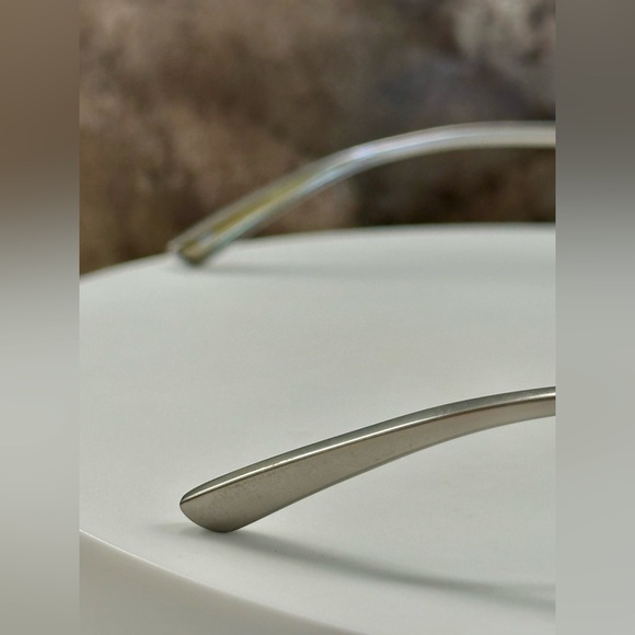 DKNY - Cat-Eye Tortoiseshell-Patterned Rx Eyeglass Frames - Silver Arms - EUC - Picture 15 of 17